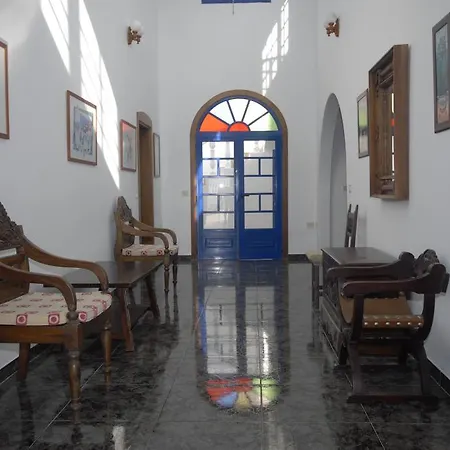 Palace * Órzola